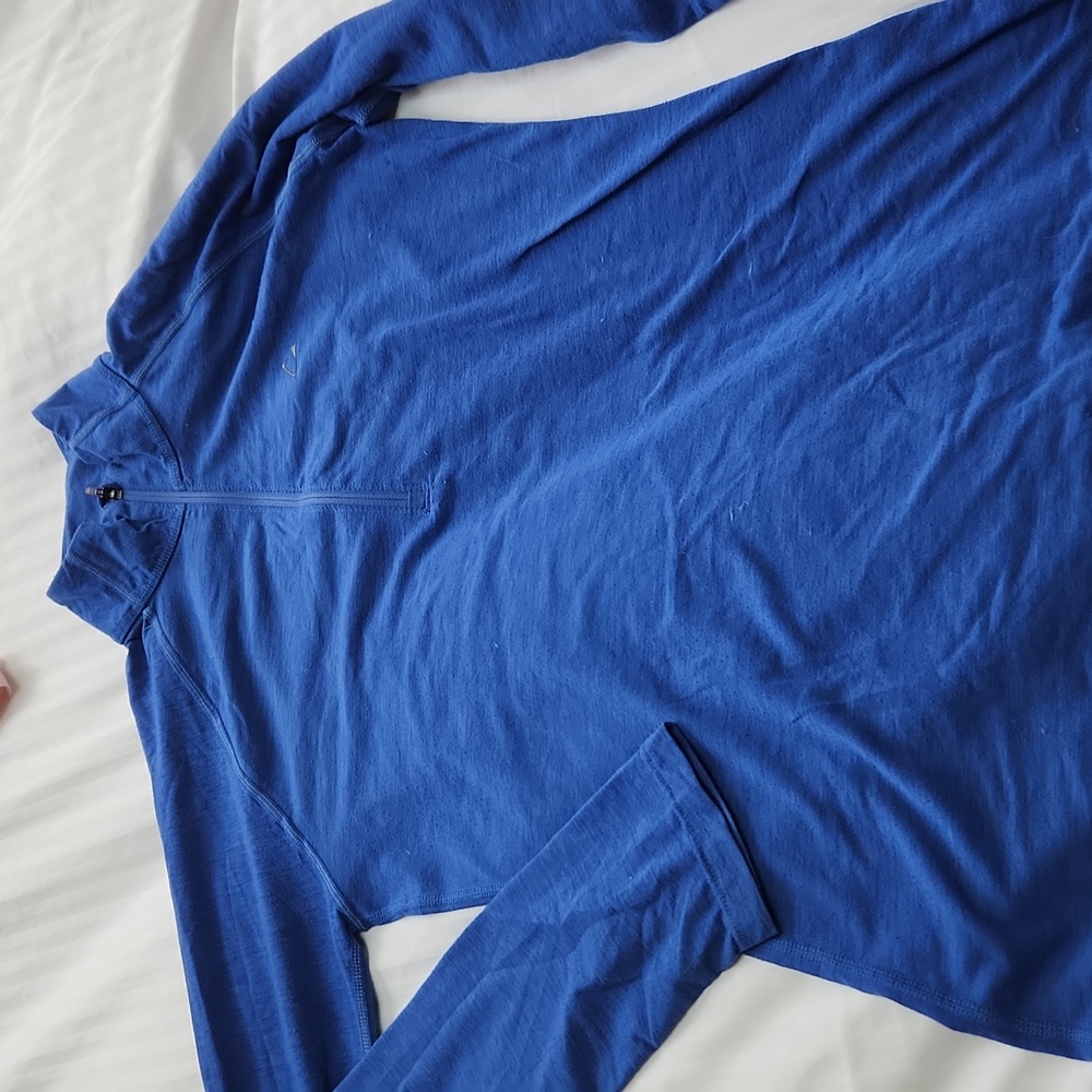 Blue long sleeve shirt